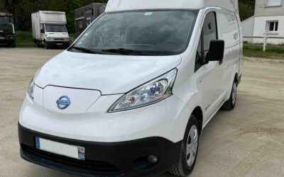 nissan nv 200