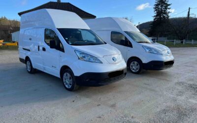  Lot de 2 Nissan nv 200 electrique