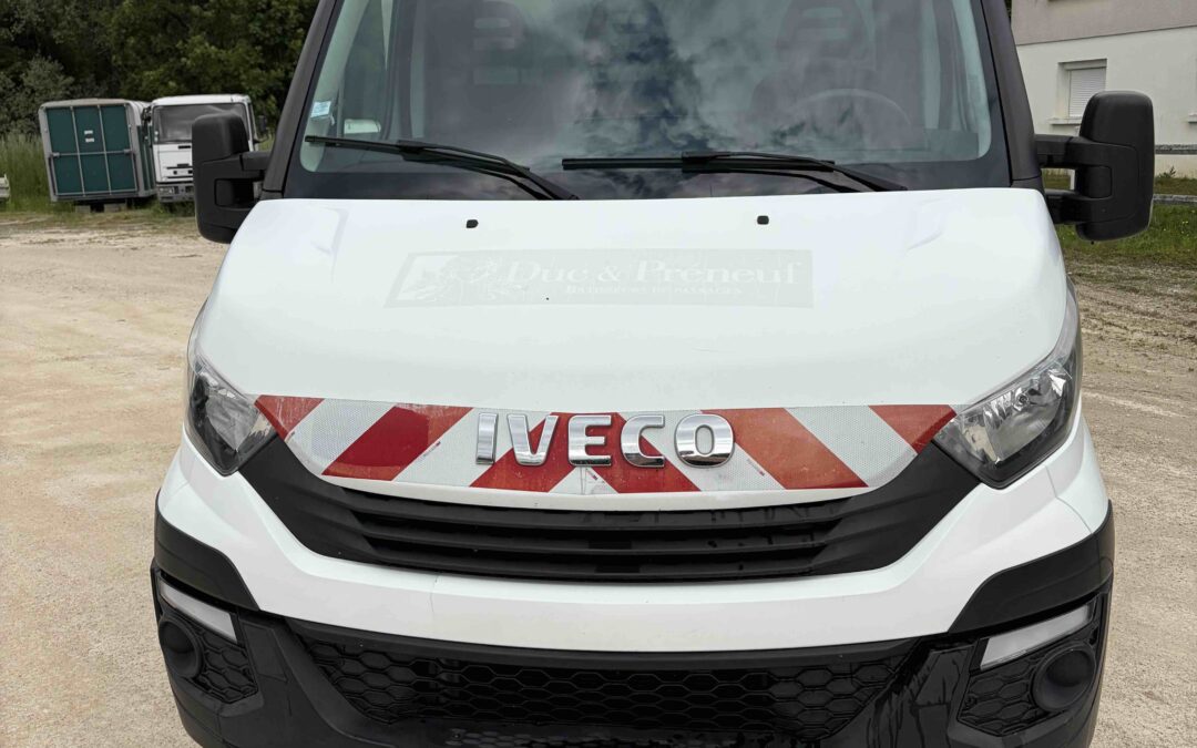 iveco 35 c16 benne et coffre